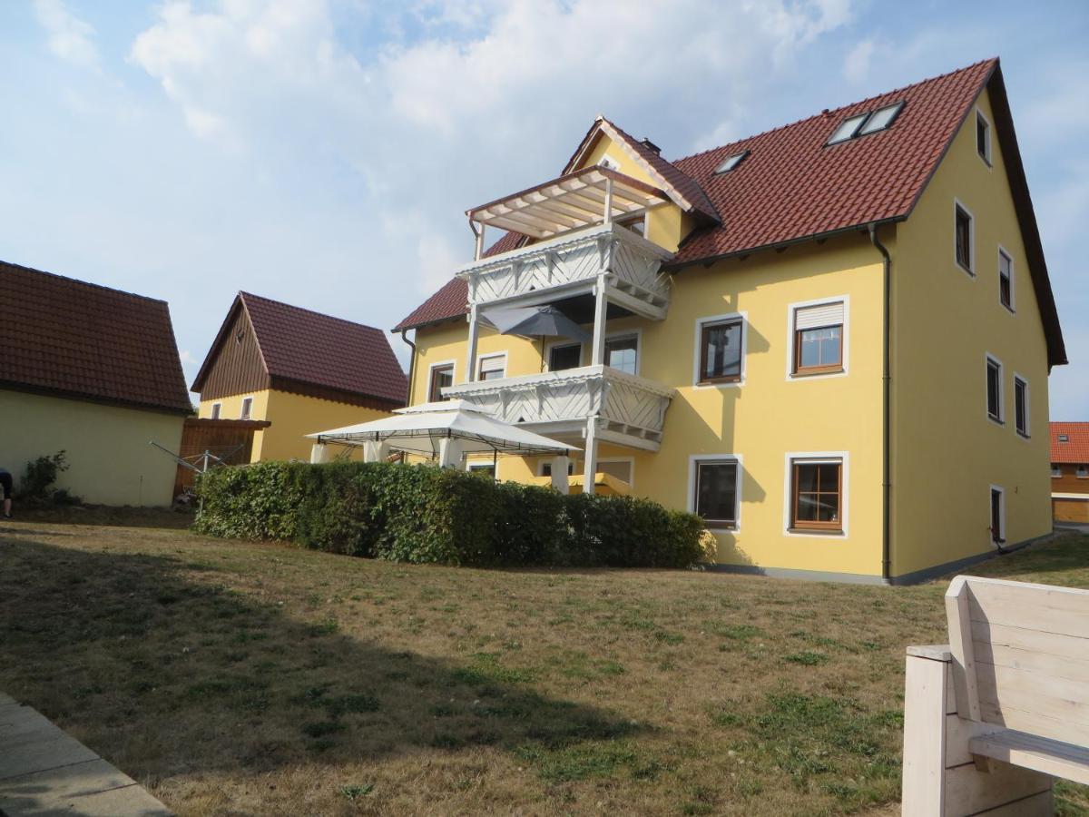 Pension-Gaestehaus Kueblboeck Neualbenreuth Extérieur photo